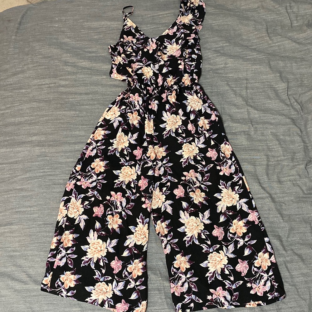 Women’s Pant Jumpsuit Size Small